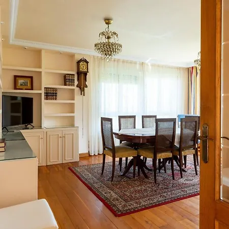 Casa Con Jardin En Gama * Bárcena de Cicero