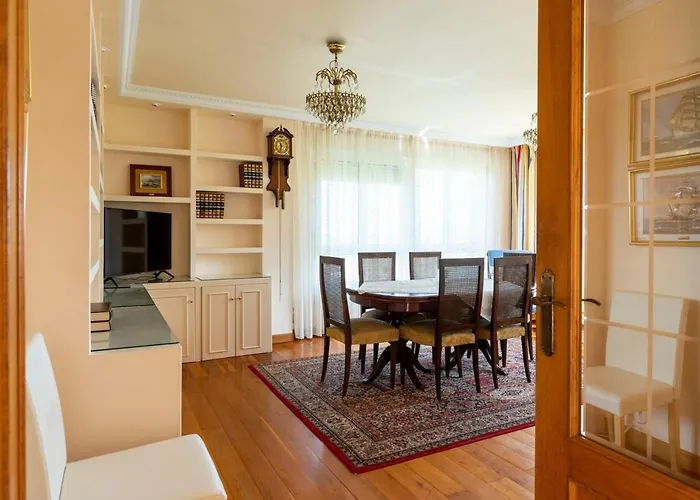 Casa Con Jardin En Gama * Bárcena de Cicero