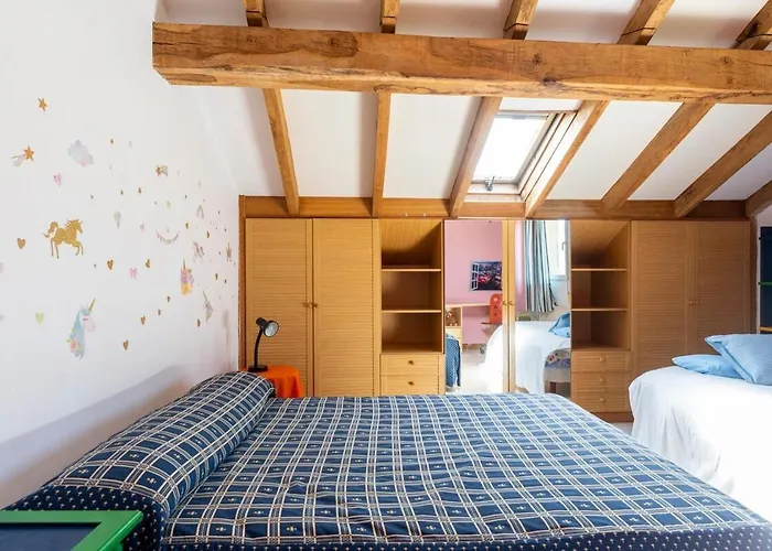 Casa Con Jardin En Gama Bárcena de Cicero