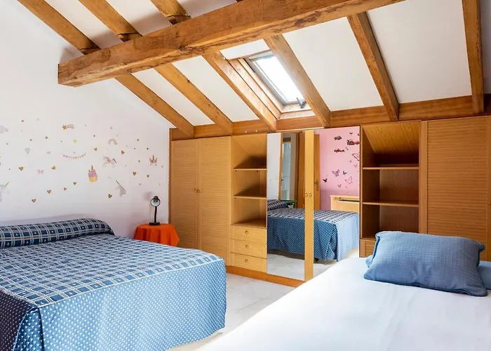 Casa Con Jardin En Gama * Bárcena de Cicero