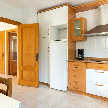 Vakantiehuis Casa Con Jardin En Gama Bárcena de Cicero