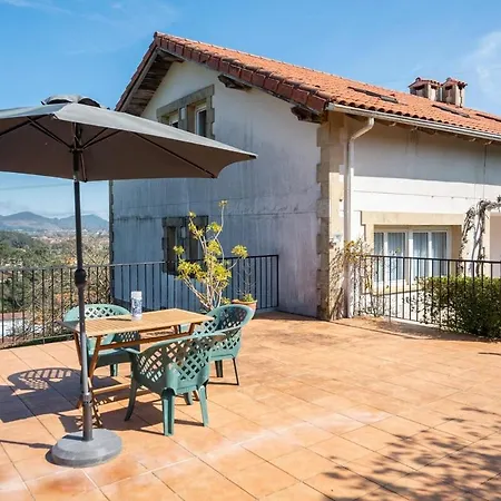 Vakantiehuis Casa Con Jardin En Gama *