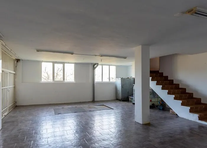 Casa Con Jardin En Gama Bárcena de Cicero