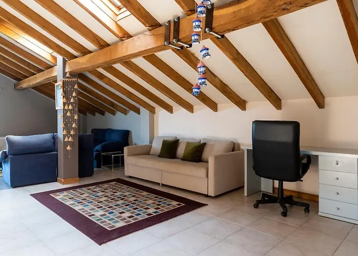 Casa Con Jardin En Gama