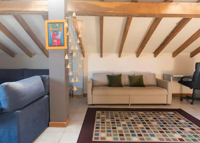 Casa Con Jardin En Gama Bárcena de Cicero